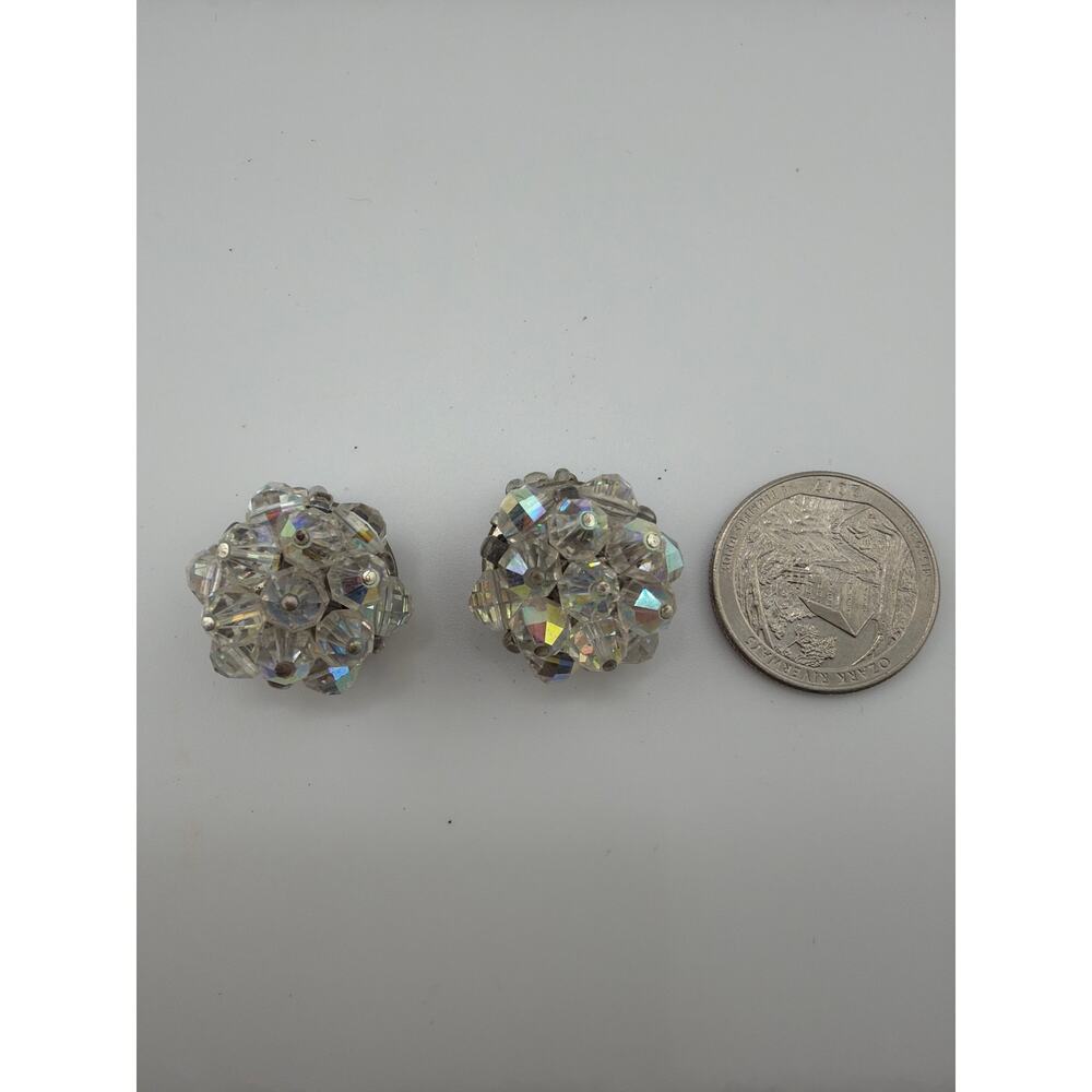 Vintage Fabiola AB Crystal Cluster Clip On Earrings - Picture 4 of 4